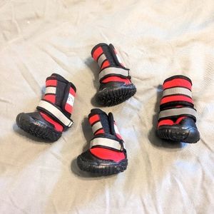 🔥2/$20🔥 Tall red pet boots size XS